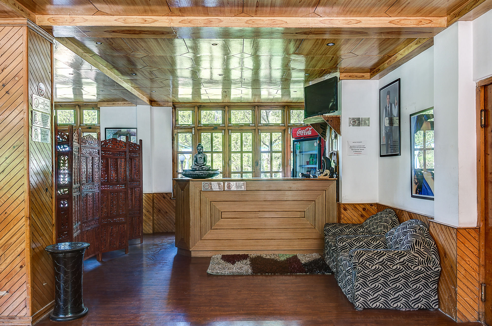 Hotel Treebo Trend Celebriti Manali Vashist Esterno foto