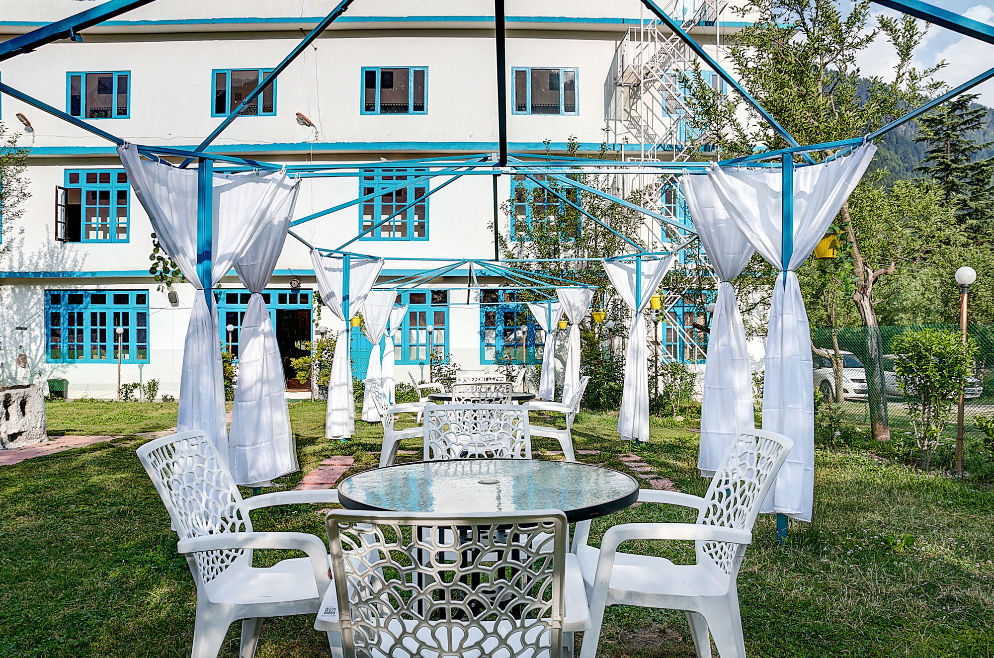 Hotel Treebo Trend Celebriti Manali Vashist Esterno foto